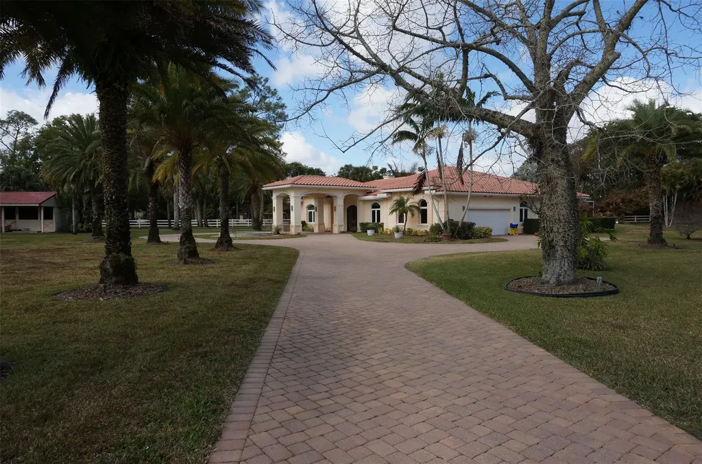 650 E Rambling Drive Wellington FL 33414