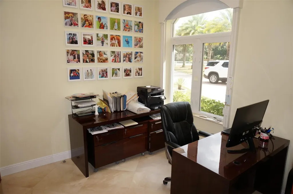 650 E Rambling Drive Wellington FL 33414