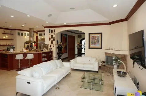 650 E Rambling Drive Wellington FL 33414
