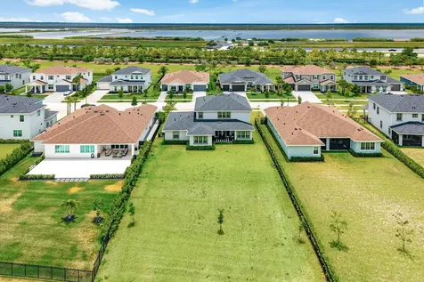 655 Hookline Circle Loxahatchee FL 33470