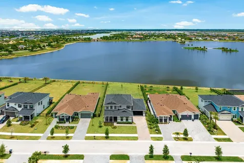 655 Hookline Circle Loxahatchee FL 33470