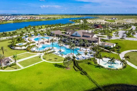 655 Hookline Circle Loxahatchee FL 33470