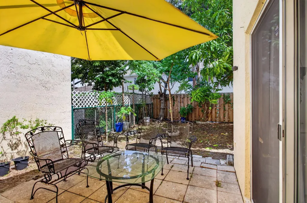 4131 Eastridge Circle Pompano Beach FL 33064