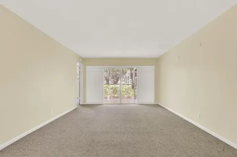 9 Westwood Avenue Tequesta FL 33469