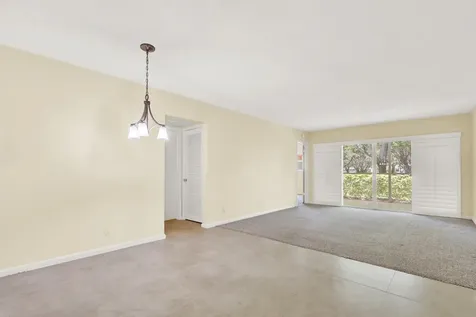 9 Westwood Avenue Tequesta FL 33469