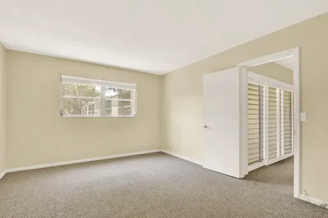 9 Westwood Avenue Tequesta FL 33469