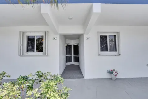 9 Westwood Avenue Tequesta FL 33469