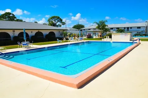 9 Westwood Avenue Tequesta FL 33469
