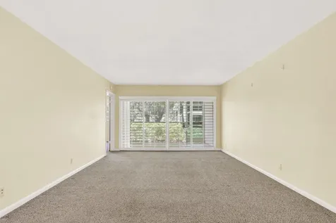 9 Westwood Avenue Tequesta FL 33469