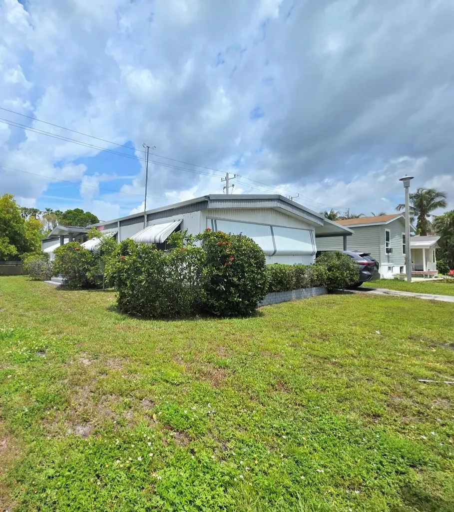 471 NW 135th Way Plantation FL 33325