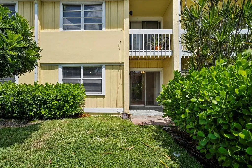 2121 NE 36th Street Lighthouse Point FL 33064