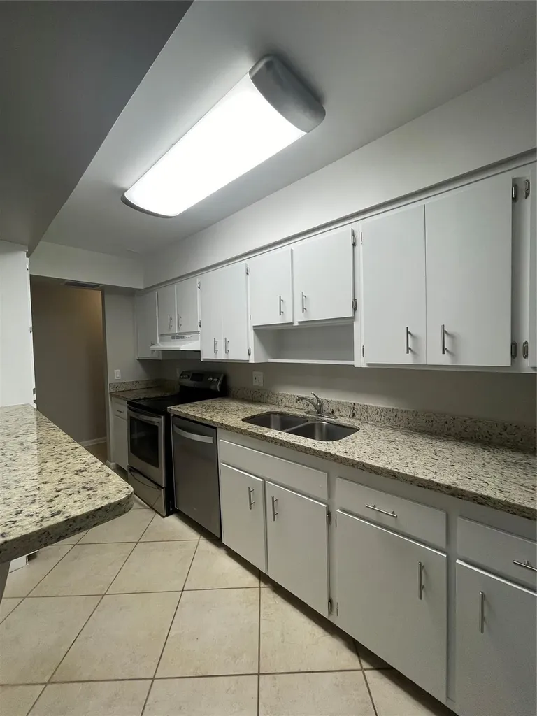 2121 NE 36th Street Lighthouse Point FL 33064