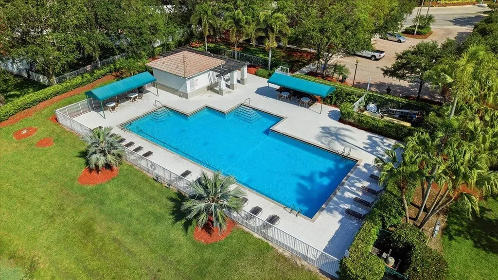830 Heritage Drive Weston FL 33326