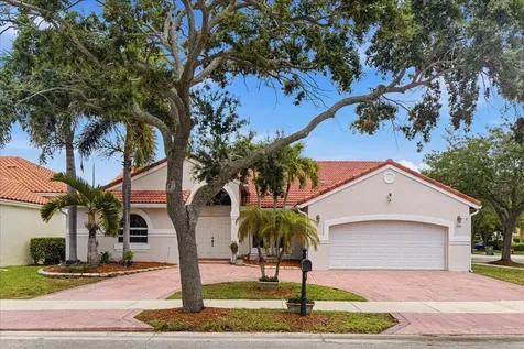 830 Heritage Drive Weston FL 33326