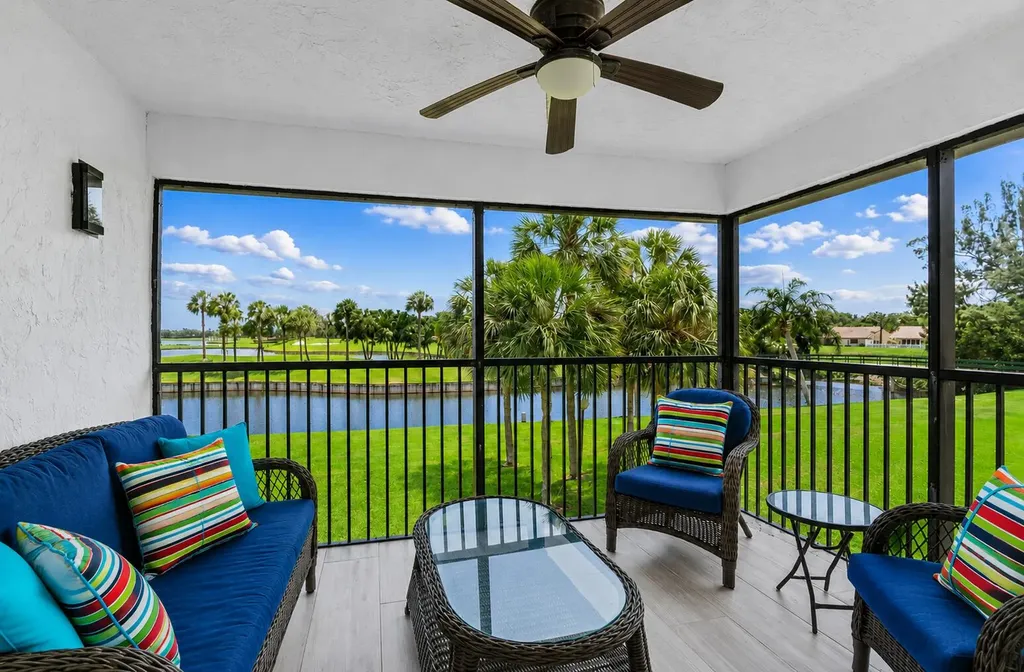24 Southport Lane Boynton Beach FL 33436