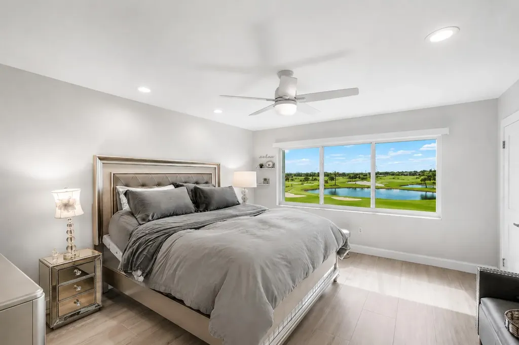 24 Southport Lane Boynton Beach FL 33436