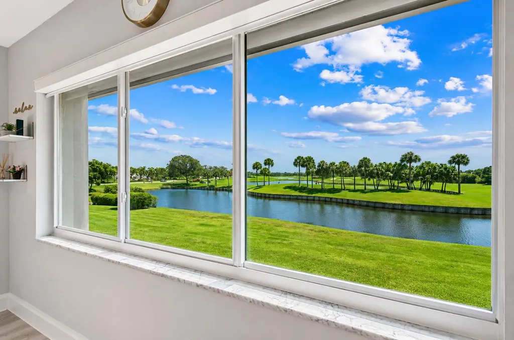24 Southport Lane Boynton Beach FL 33436