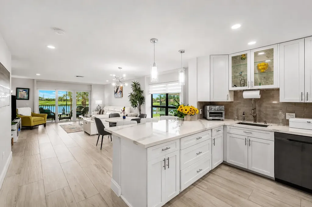 24 Southport Lane Boynton Beach FL 33436