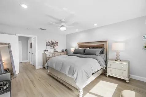 24 Southport Lane Boynton Beach FL 33436