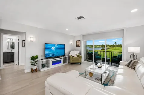 24 Southport Lane Boynton Beach FL 33436