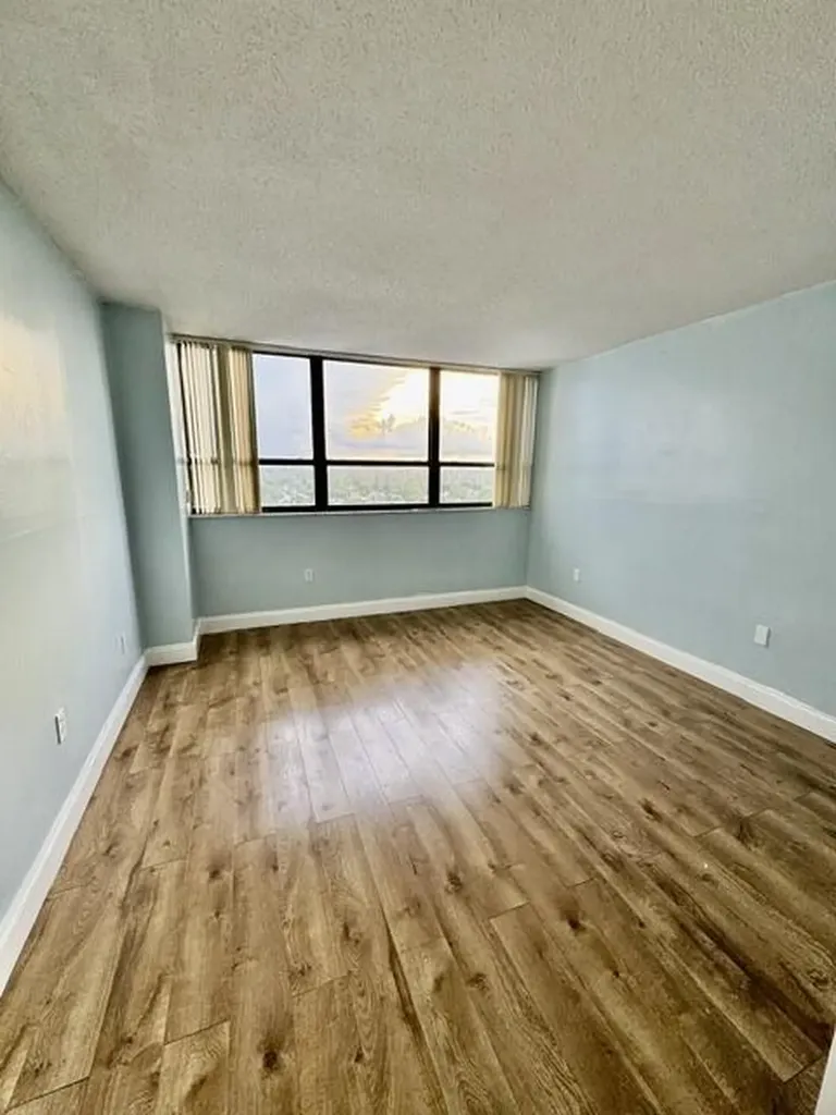 5600 N Flagler Drive West Palm Beach FL 33407