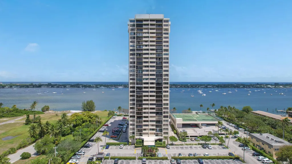 5600 N Flagler Drive West Palm Beach FL 33407