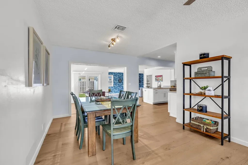 5211 NE 26th Avenue Lighthouse Point FL 33064