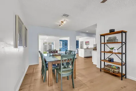 5211 NE 26th Avenue Lighthouse Point FL 33064