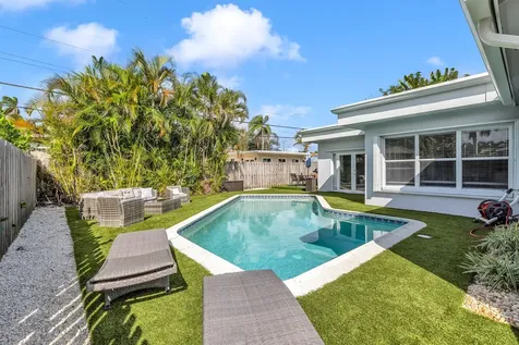 5211 NE 26th Avenue Lighthouse Point FL 33064