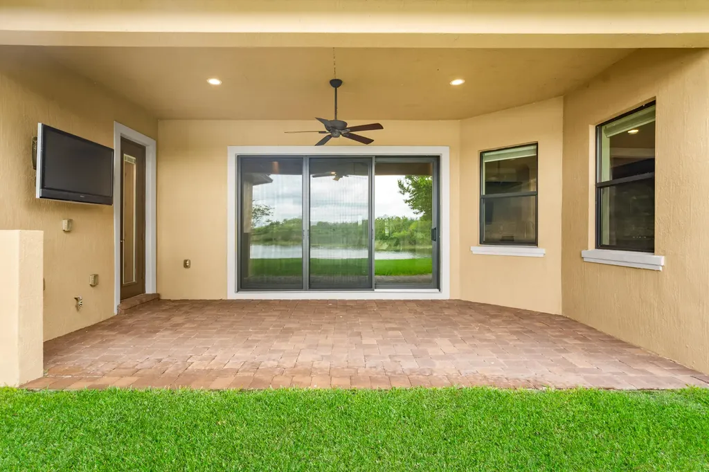 11560 NW 82nd Court Parkland FL 33076