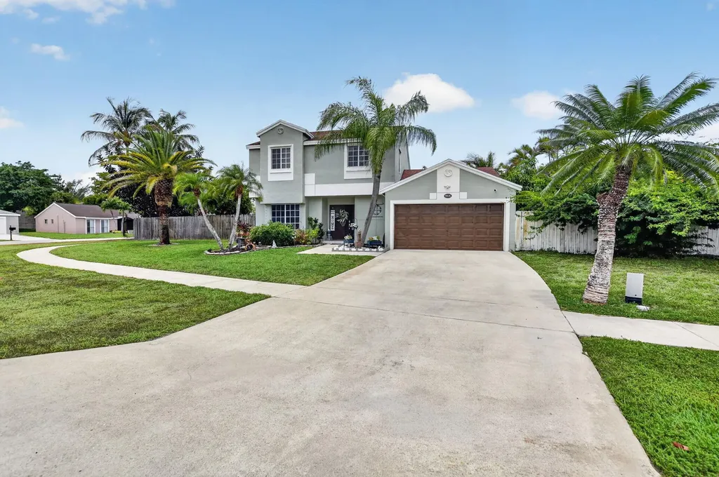 9976 Robins Nest Road Boca Raton FL 33496