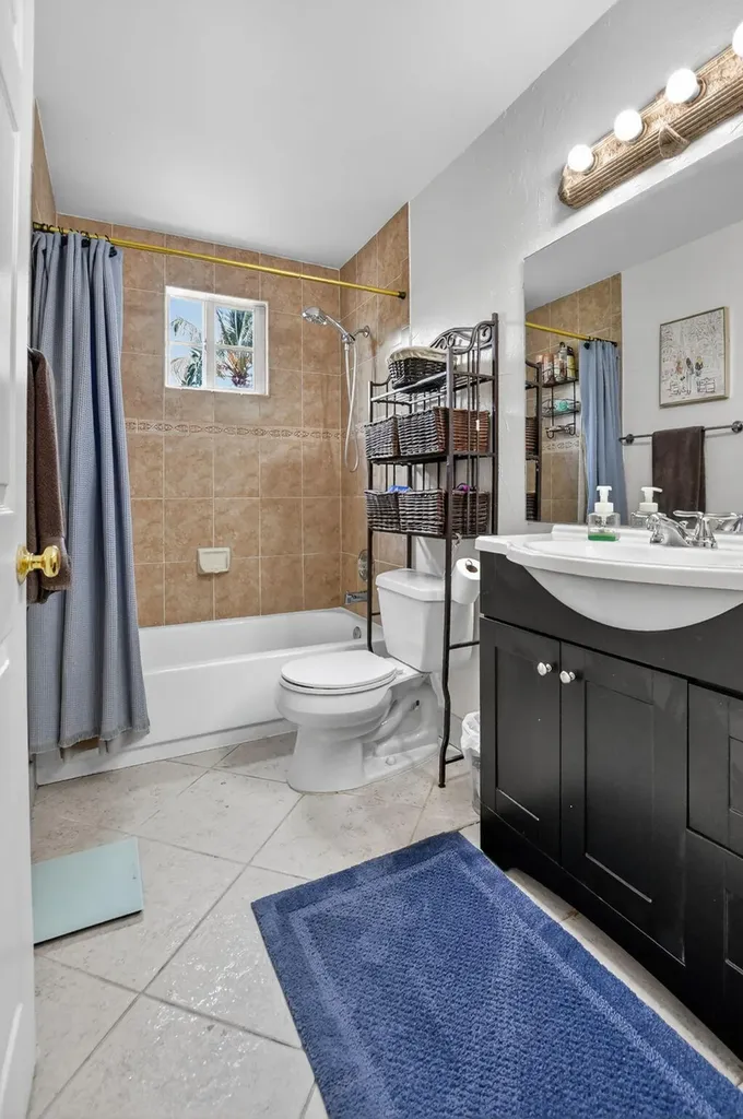 9976 Robins Nest Road Boca Raton FL 33496