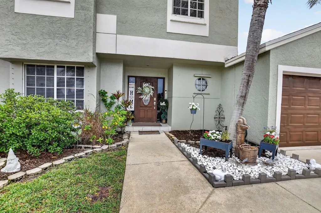 9976 Robins Nest Road Boca Raton FL 33496