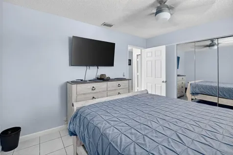 9976 Robins Nest Road Boca Raton FL 33496