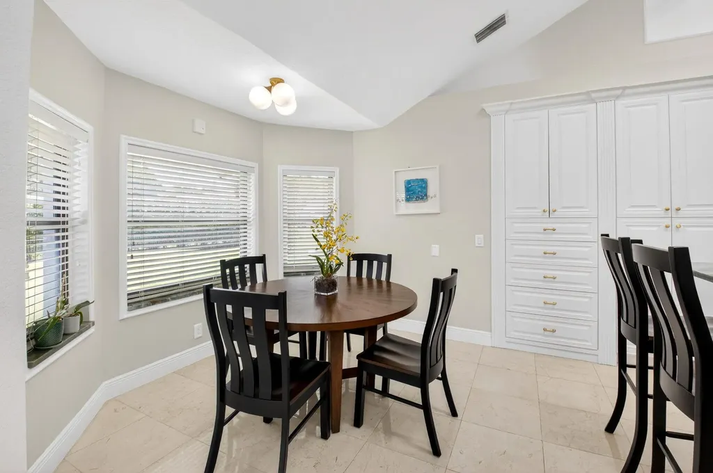 10655 Rio Hermoso Delray Beach FL 33446