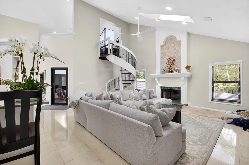 10655 Rio Hermoso Delray Beach FL 33446