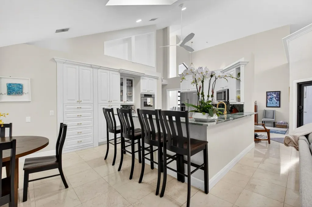 10655 Rio Hermoso Delray Beach FL 33446