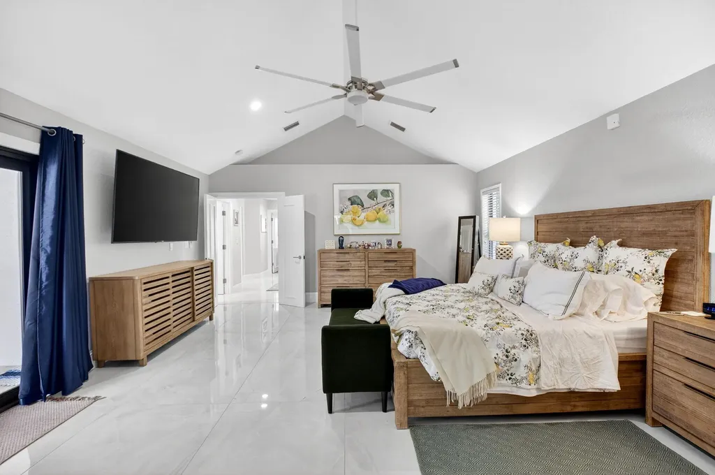 10655 Rio Hermoso Delray Beach FL 33446