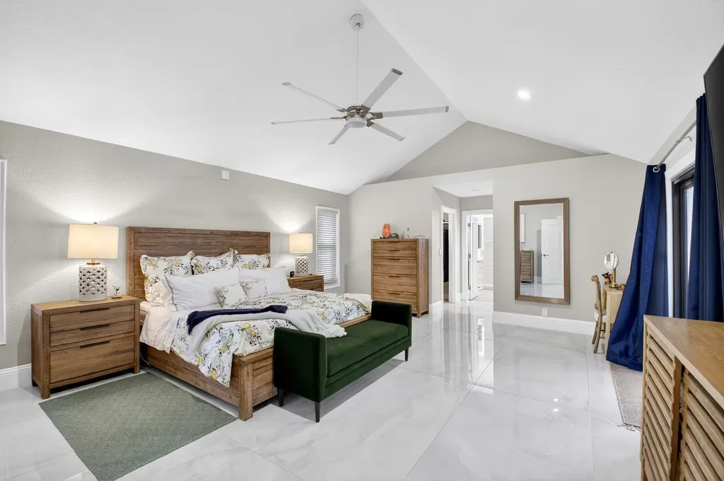 10655 Rio Hermoso Delray Beach FL 33446