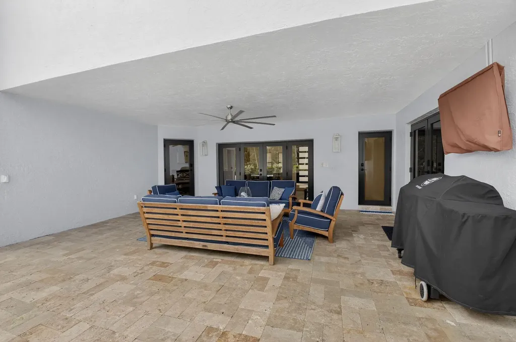 10655 Rio Hermoso Delray Beach FL 33446