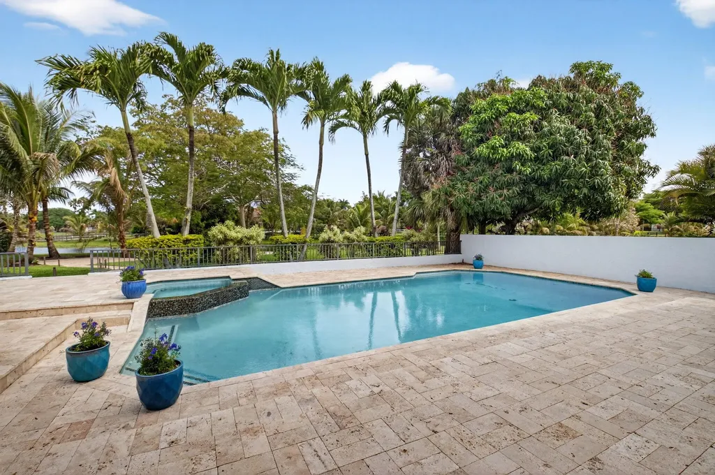 10655 Rio Hermoso Delray Beach FL 33446