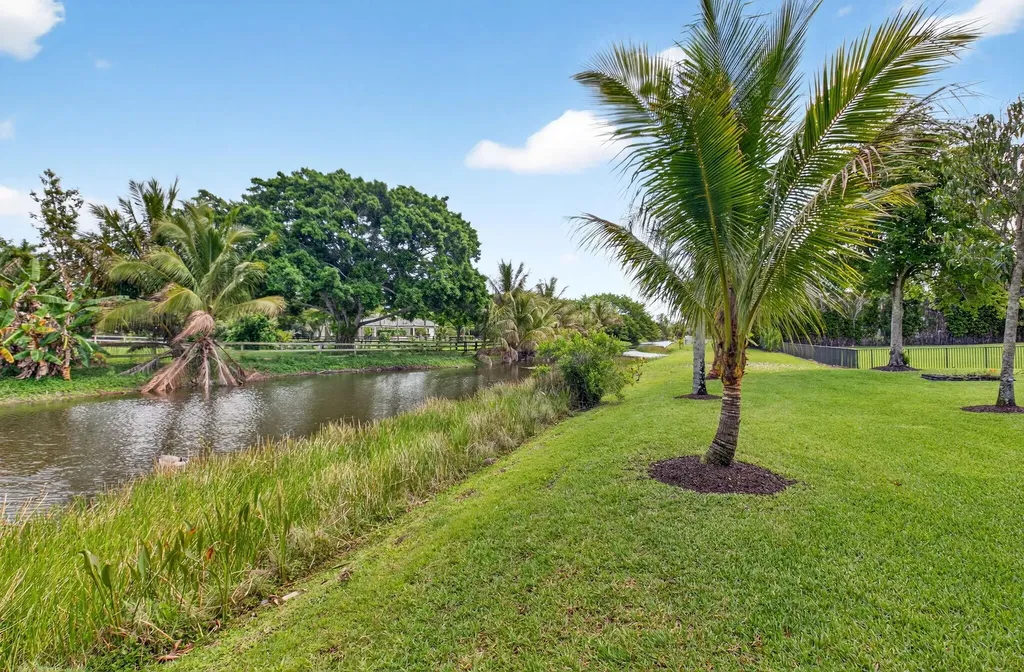 10655 Rio Hermoso Delray Beach FL 33446