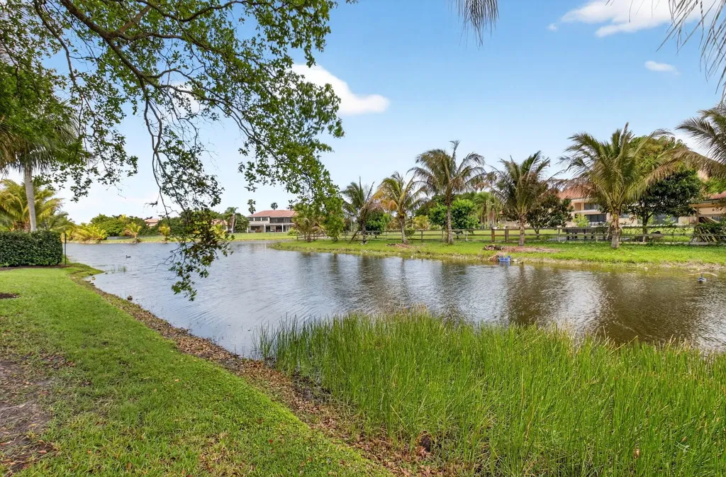 10655 Rio Hermoso Delray Beach FL 33446