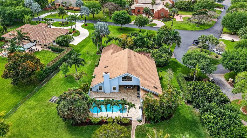 10655 Rio Hermoso Delray Beach FL 33446