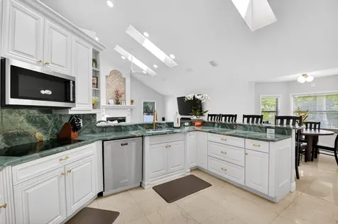 10655 Rio Hermoso Delray Beach FL 33446