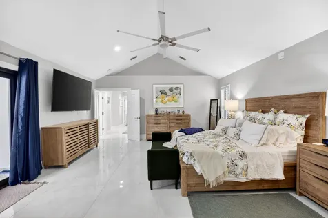 10655 Rio Hermoso Delray Beach FL 33446
