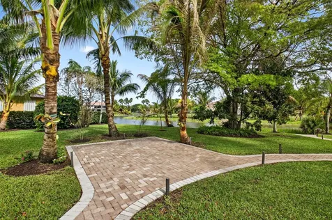 10655 Rio Hermoso Delray Beach FL 33446