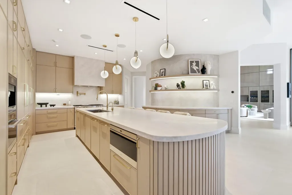 9105 Pintura Way Boca Raton FL 33496