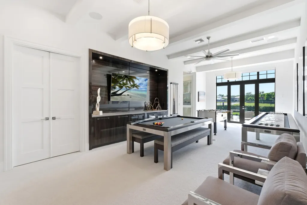9105 Pintura Way Boca Raton FL 33496