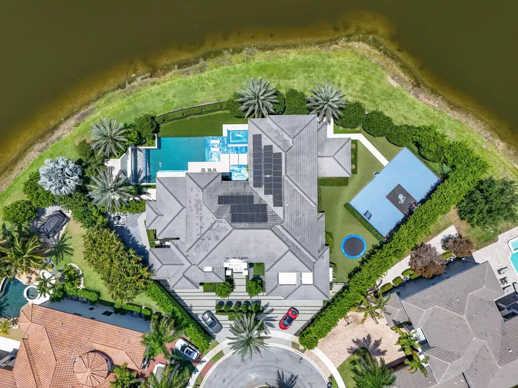 9105 Pintura Way Boca Raton FL 33496